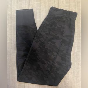 Alphalete camo joggers